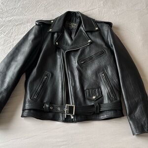 Vintage Men’s Classic Leather Jacket
